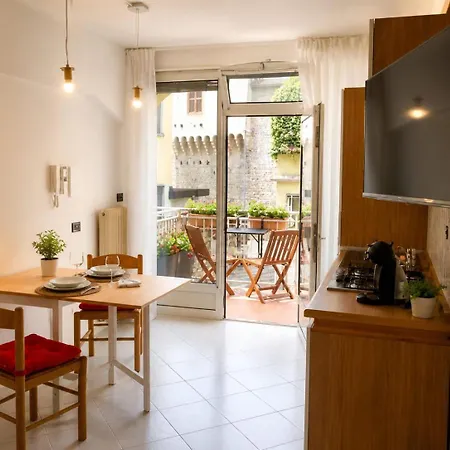Dimora Al Castello Apartamento Trento