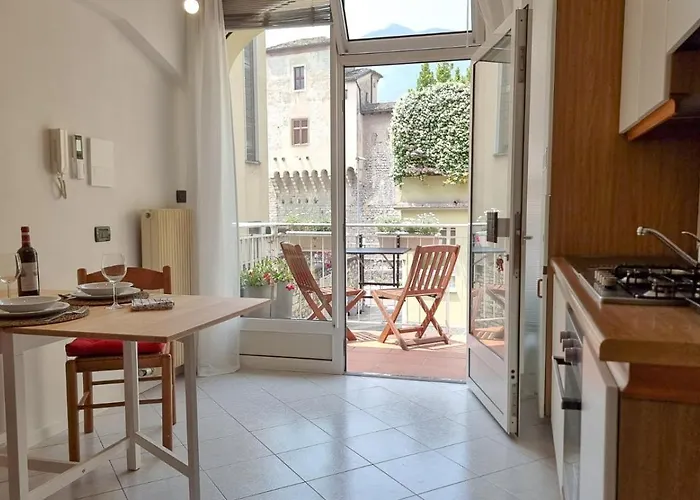 Dimora Al Castello Lägenhet Trento