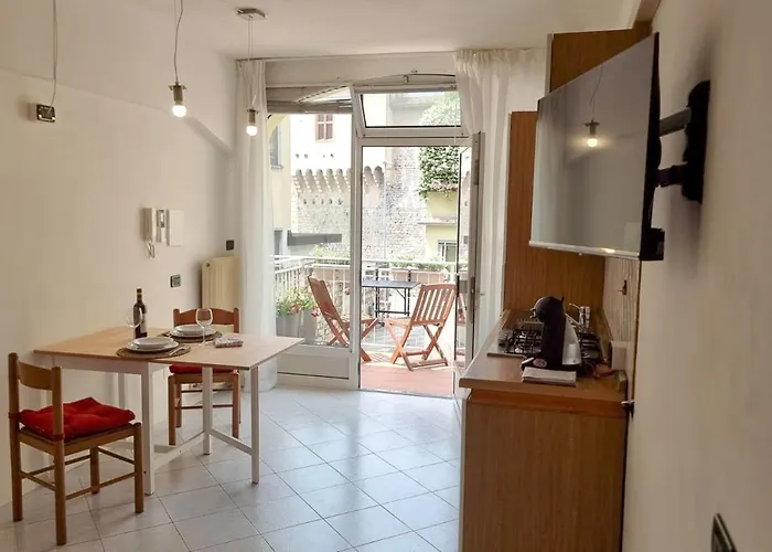 Lägenhet Dimora Al Castello